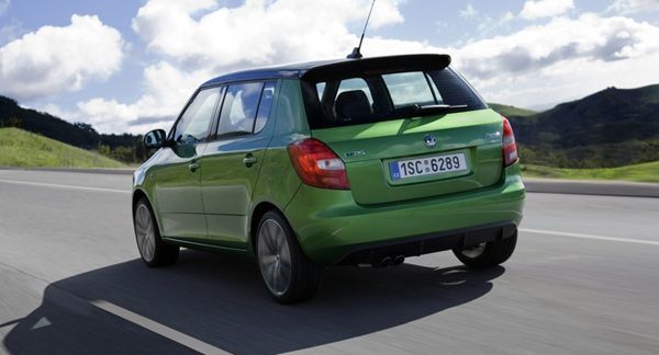 Skoda เตรียมเปิดตัว Fabia ซิตี้คาร์รุ่นใหม่ที่งานปารีส มอเตอร์โชว์