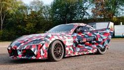 เผยภาพภายในครั้งแรกของ 2019 Toyota Supra