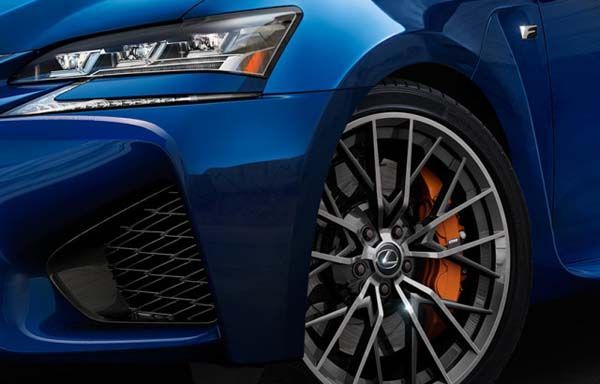 Lexus ปล่อยภาพทีเซอร์รถสมรรถนะสูงรุ่นใหม่ “พร้อมสำหรับสนามแข่ง”