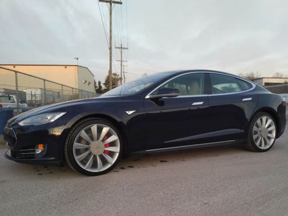 เจ้าของ Tesla นิรนาม โชว์ผลงาน D.I.Y ฝาครอบล้อ ช่วยให้รถวิ่งได้ไกลกว่าปรกติ ราว 30 กิโลเมตร