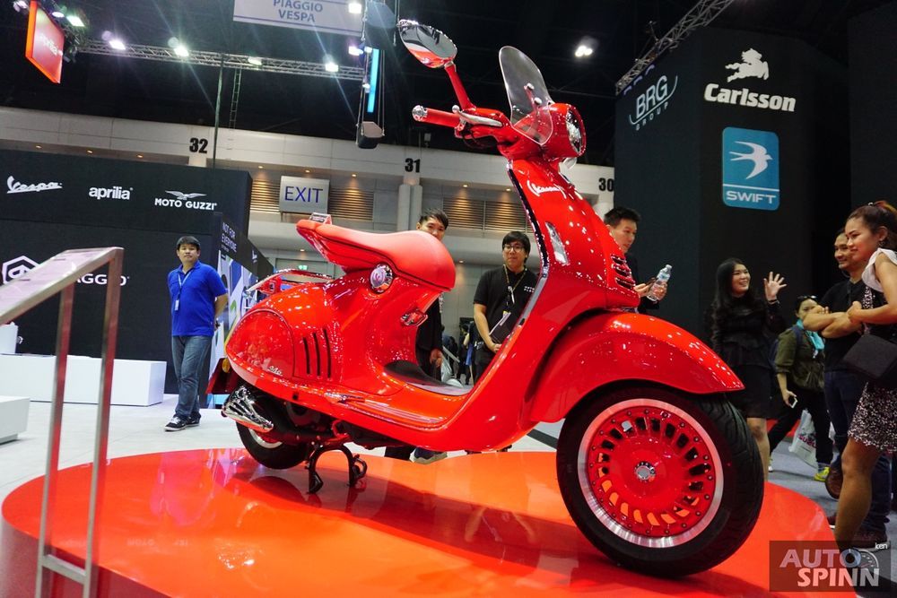 TIME2017: Vespa946 RED งานอาร์ตในรูปแบบของเวสป้าราคาเฉียด 6 แสนบาทไทย