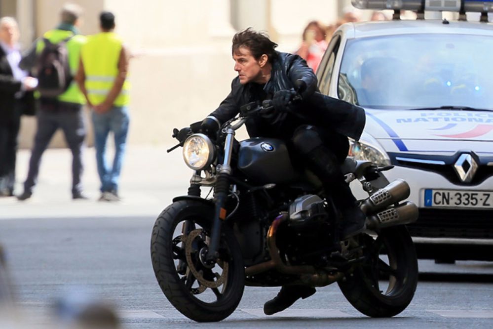 ทอม ครูซ ควบ BMW R Nine T บู๊ระห่ำใน Mission Impossible - Fallout