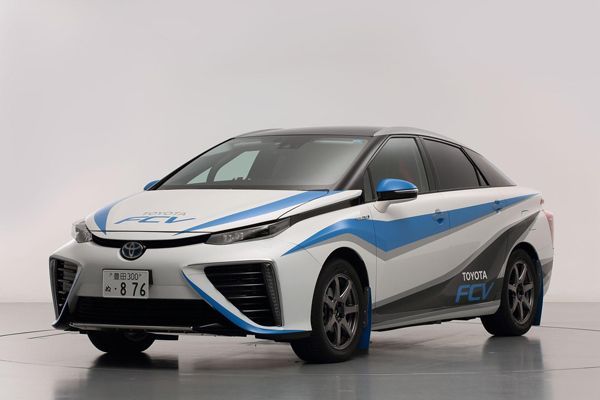 Toyota FCV ลุยงานแรลลี่แดนปลาดิบ เสริมภาพลักษณ์ความสปอร์ต