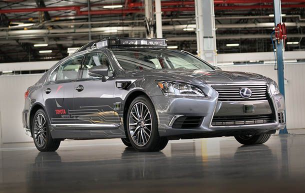 Toyota ระงับการทดสอบรถขับขี่อัตโนมัติ หลังอุบัติเหตุรถ Uber ชนคนเสียชีวิต