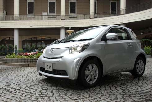 Toyota iQ EV Prototype ต้นแบบไฟฟ้าของ iQ รอเปิดตัวที่ Geneva Motor Show