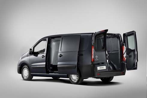 Toyota เปิดตัว ProAce รถแวนเชิงพาณิชย์รุ่นใหม่ เตรียมบุกตลาดยุโรปกลางปีหน้า