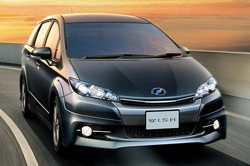 Toyota Wish รุ่นปี 2012 เวอร์ชั่นญี่ปุ่น ปรับเล็กระดับไมเนอร์เชนจ์ เน้นความประหยัด