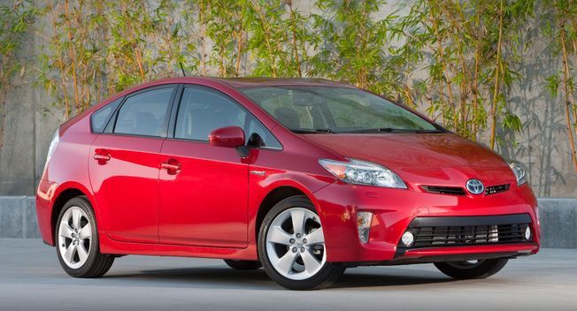 Toyota ประกาศยอดขายรถไฮบริดทั่วโลกครบ 6 ล้านคัน