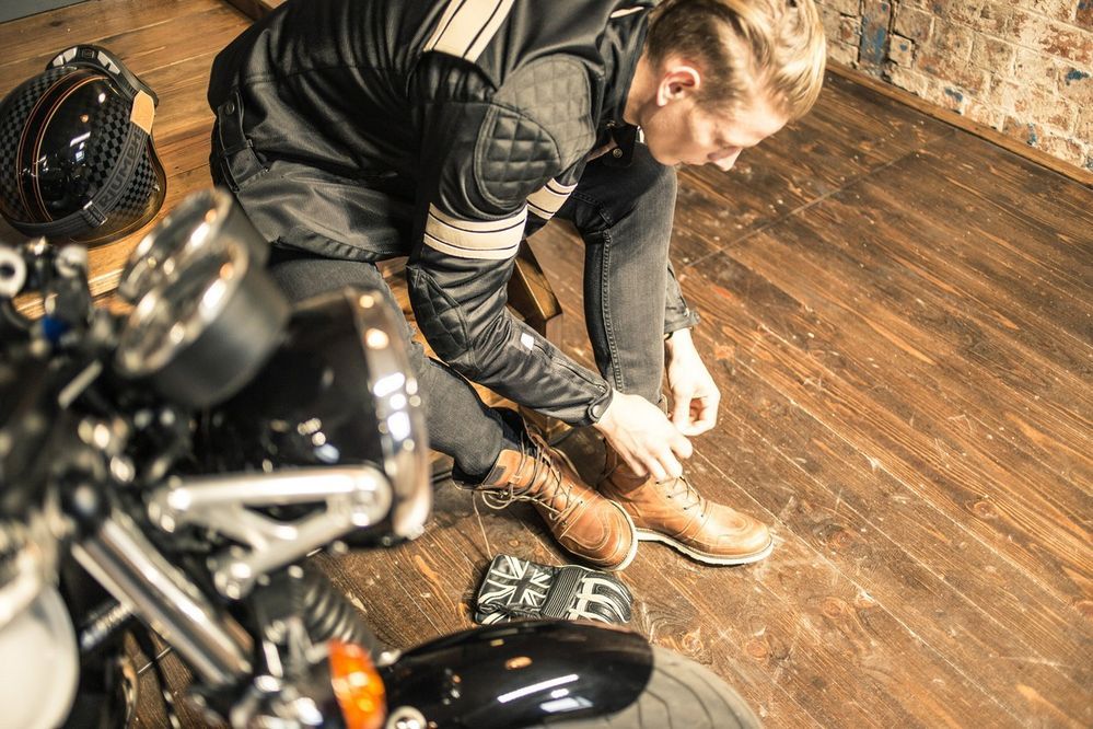 Triumph แนะ 5 ทริค ขี่มอเตอร์ไซค์หน้าฝนอย่างปลอดภัยไร้อุบัติเหตุ