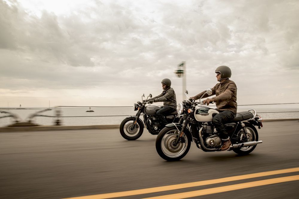 Triumph ขอแนะนำรถจักรยานยนต์แนวคลาสสิกกว่า 10 รุ่น สไตล์อังกฤษพันธุ์แท้