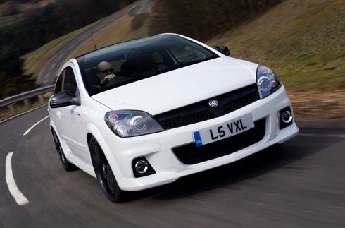 Vauxhall Astra VXR รุ่น Arctic Edition สั่งลาให้ดูต่างหน้าเพียง 500 คัน ก่อนปรับโฉมใหญ่ใหม่หมด