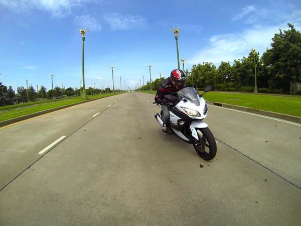 มาแล้ว VDO รีวิว..Kawasaki Ninja 300 ABS เวอร์ชั่น 2013