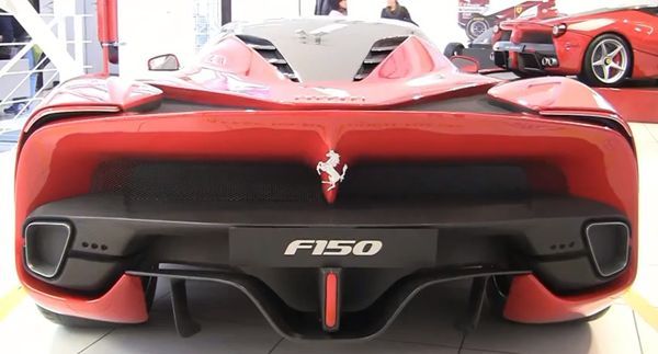 ชมสองรถต้นแบบ ก่อนพัฒนาเป็นดีไซน์สุดท้ายของ LaFerrari