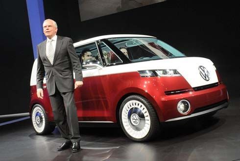 Volkswagen Bulli Concept ไมโครบัสไฟฟ้า ขนาด 3+3 ที่นั่ง เปิดตัวที่เจนีวา