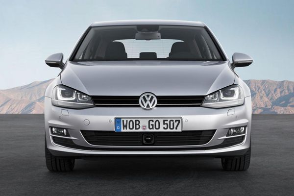 Volkswagen Golf VII ผงาดคว้ารางวัลรถยนต์ยอดเยี่ยมแห่งปีของยุโรป เหนือตัวเก็ง Toyota 86