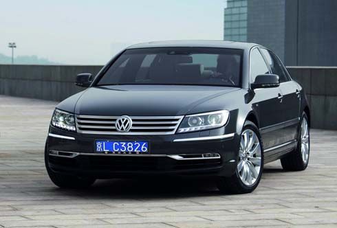 Volkswagen Phaeton รุ่นแต่งหน้าทาปาก ปี 2011 ซีดานตัวเก่ง ปรับปรุงใหม่พร้อมฟังค์ชั่นแบบเต็มสูบ