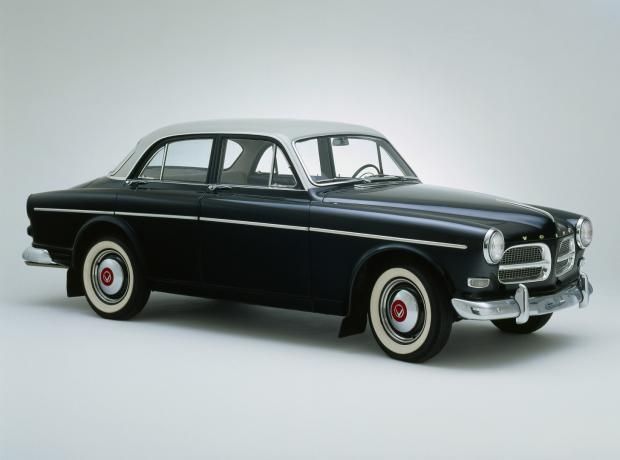 สุขสันต์วันเกิด Volvo Amazon รถสุดคลาสสิกอายุครบ 60 ปี