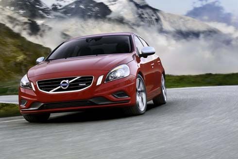 Volvo S60 และ V60 เสริมเขี้ยวเล็บด้วยชุดแต่ง R-Design เล็งแบ่งตลาดจาก BMW และ Audi