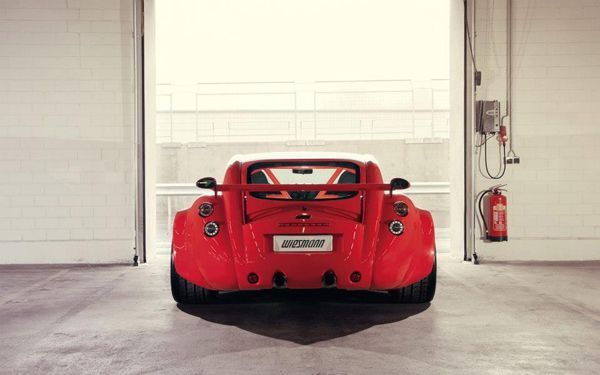 Wiesmann ฉลองครบรอบ 25 ปีด้วยรถสปอร์ตโค้งมนกลมกลึง GT MF4-CS