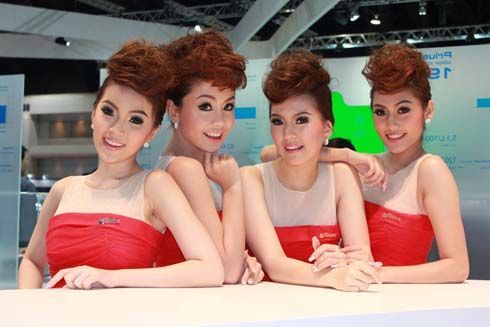 สวยได้อีก! ยลโฉมพริตตี้มอเตอร์โชว์ ชุด 9 ที่งาน Bangkok Motor Show 2011