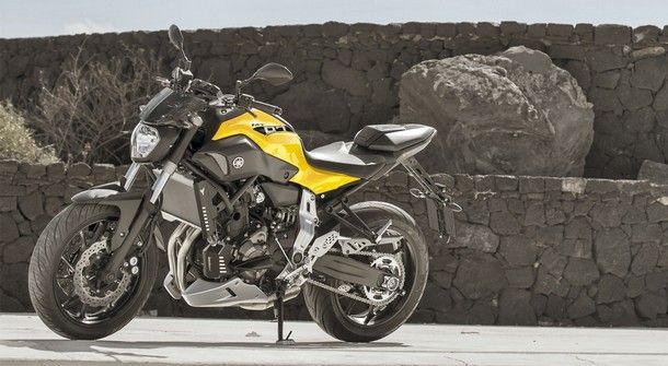 เปิดราคา 2015 Yamaha MT-07 สองสูบสุดเก๋าจากค่ายส้อมเสียง