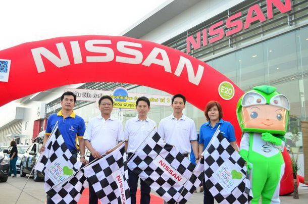 คาราวานปันความสุข “Nissan Eco Car” พาสัมผัสมนต์เสน่ห์สังขละบุรี แต้มยิ้มน้องๆ รร.วัดวังก์วิเวการาม กับโครงการ “นิสสัน ปันความรู้...อยู่คู่ธรรมชาติ”