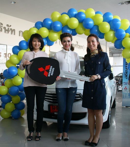 คิมเบอร์ลี่เลือกซื้อ Mitsubishi Attrage เป็นรถคู่ใจ