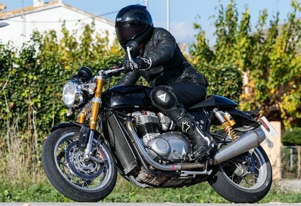 ชมภาพ SpyShot ว่าที่ Triumph Street Tracker และ Triumph Street Tracker R ใหม่