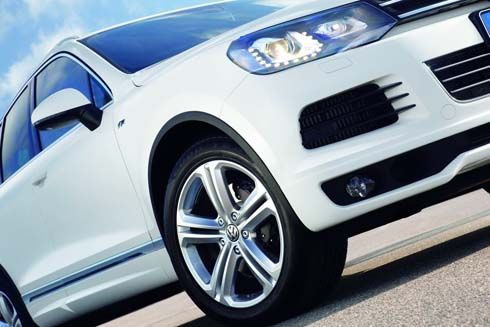 ดูดีได้อีก Volkswagen Touareg ได้ชุดแต่งบอดี้ชุดใหม่ R-Line Sport Package