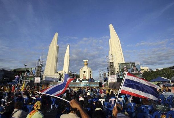 ตำรวจเปิดเส้นทางเลี่ยงม๊อบวันนี้