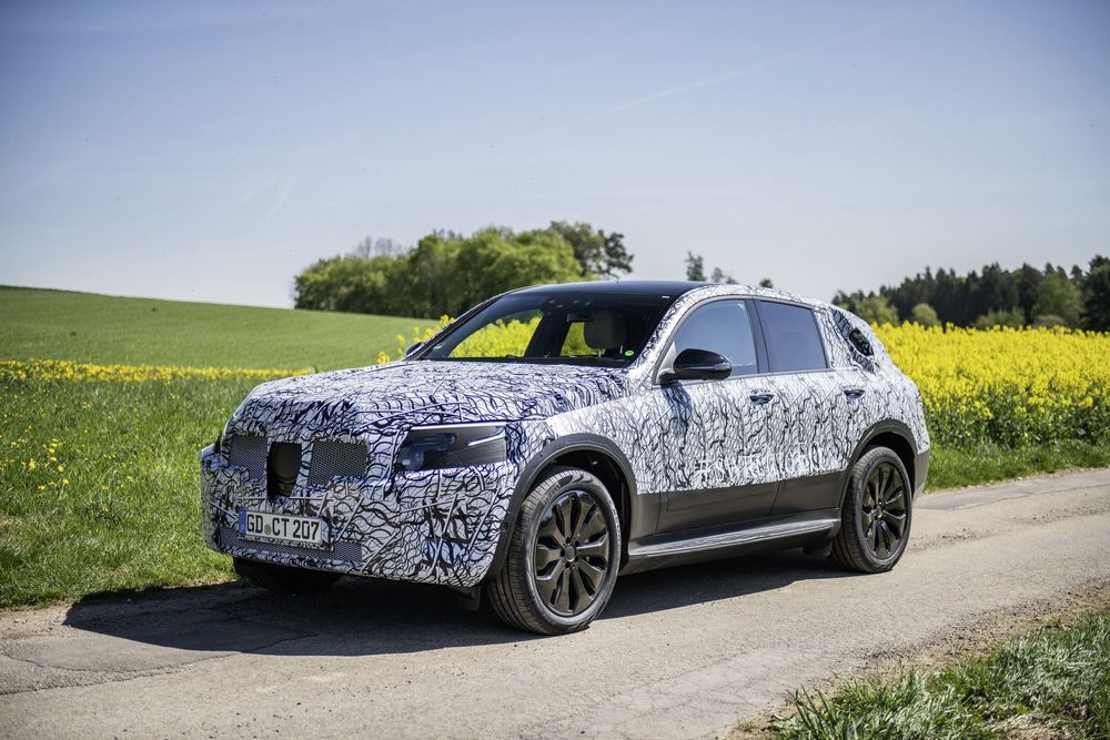 พร้อมเปิดตัวปีหน้า EQC รถ Crossover พลังไฟฟ้าจาก Mercedes-Benz แกร่งในทุกสภาวะอากาศ