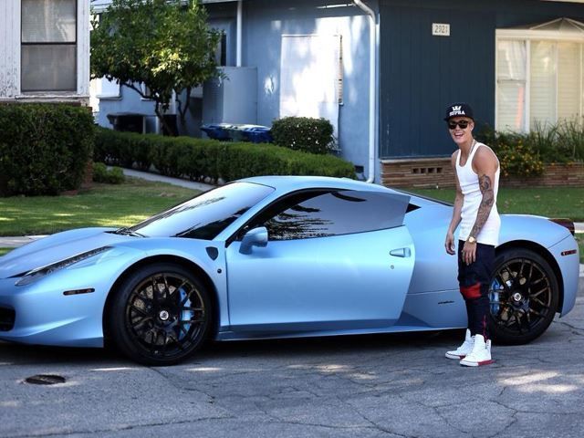 มีสาระ! Justin Bieber ทำสีใหม่ให้ 458 Italia สุดที่รัก ดูดีขึ้น