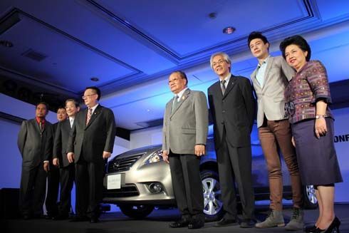 ราคา Nissan Almera นิสสัน อัลเมร่า รถยนต์อีโคคาร์ 4 ประตูคันแรกของไทย