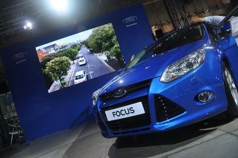 รีวิว All-New Ford Focus 2012 ฟอร์ดโฟกัส ไฮเทค ขับสนุก ฉีกกรอบรถคอมแพกต์