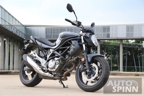รีวิว Suzuki Gladius 650 ABS (SFV) นี่ล่ะ Naked Touring Middle Weight ที่สมบูรณ์แบบ เหมาะแก่การใช้งานในทุกๆวัน