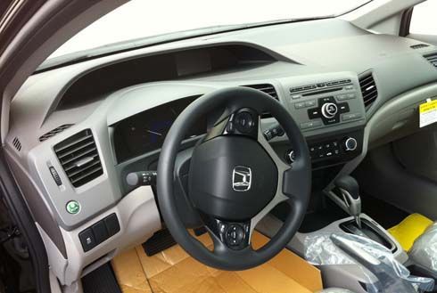 ส่องจะๆ Honda Civic 2012 ตัวใหม่ เวอร์ชั่นมะกัน แนบเนื้อภายในห้องโดยสารทุกจุด