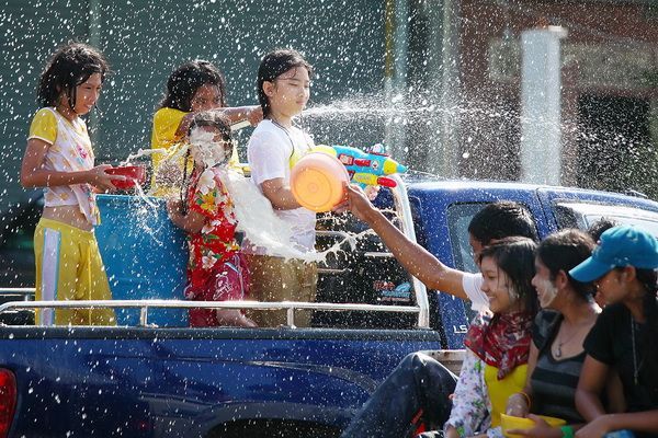สงกรานต์นี้เข้ม ระวังห้ามกระบะสาดน้ำ 11-17 เม.ย. 7 วันอันตราย