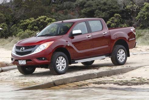 สัมผัสคันจริง Mazda BT-50 ตัวใหม่ สวยใสไร้ที่ติ เริ่มผลิตกลางปีหน้า ดีเซลล้วนๆ