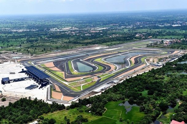 สำเร็จ FIM ประกาศ สนามช้างฯ ได้รับมาตรฐานสูงสุด เตรียมจัด WSBK 2015 วันที่ 20-22 มีนาคม 2015
