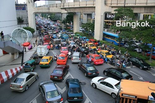 ห้ามนำรถอายุเกิน 7 ปี มาใช้ในกทม. ไม่งั้นโดนภาษีเท่ารถใหม่+ค่าปรับกรณีทำการจราจรติดขัด เหมาะสมไหม?
