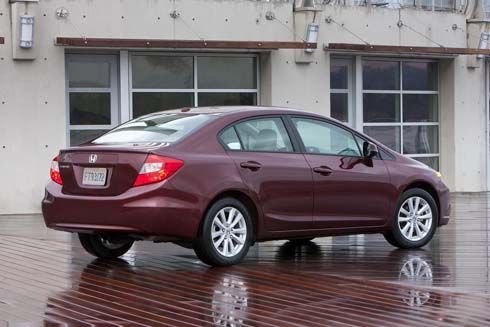 กระแสลบแรงเกินต้าน! Honda เล็งปรับโฉม All-New Civic ปี 2012 เร็วกว่ากำหนดเดิม