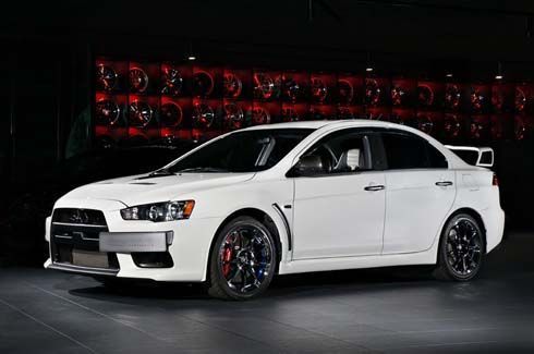 ฮ็อตไม่เลิก! Mitsubishi Lancer EVO X เพิ่มระดับความหล่อ ขยับความแรงโดย Vilner