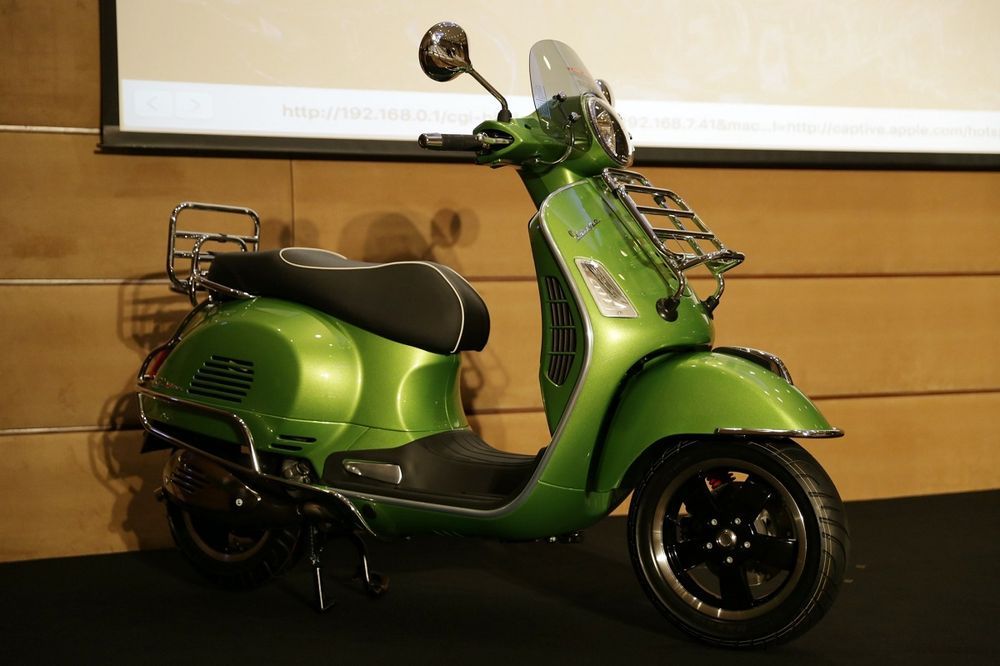 เปิดตัว Vespa GTS Super300 ABS สกู๊ตเตอร์พรีเมี่ยม หรู แรง เฉียด 2 แสนบาท พร้อมรุ่นเล็กอีก 2 รุ่น