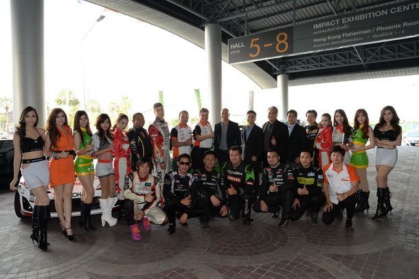 เปิดศึก Formula Drift Asia Series 2014 วันที่ 18-19 มกราคมนี้ ที่ สนาม ปทุมธานี สปีด เวย์