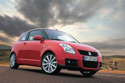 Suzuki เตรียมเรียกคืน Swift 280,000 คันทั่วโลก พบปัญหาสกรูยึดกระจกมองข้างหลวม
