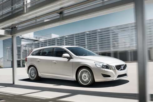 ใหม่ All-New Volvo V60 Sports Wagon สเตชั่นวากอนสไตล์สปอร์ท เน้นเปรี้ยวไม่เน้นใหญ่