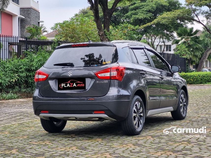 2022 Suzuki SX4 S-Cross Hatchback