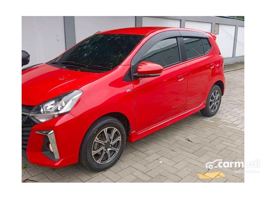 2022 Daihatsu Ayla R Hatchback