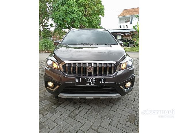 Beli Mobil Suzuki Sx4 Baru Bekas Kisaran Harga Review 2021 Carmudi Indonesia