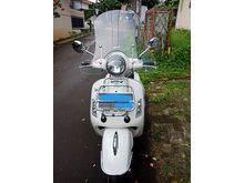 2017 Piaggio Vespa Super GTS